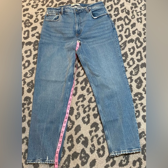 Abercrombie Curve Love High Rise Mom Jean - Picture 6 of 6